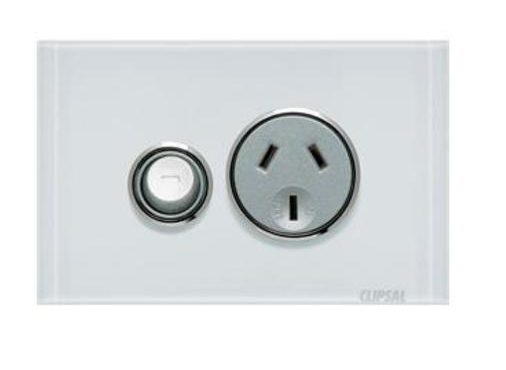 Clipsal Saturn single power outlet Pure white
