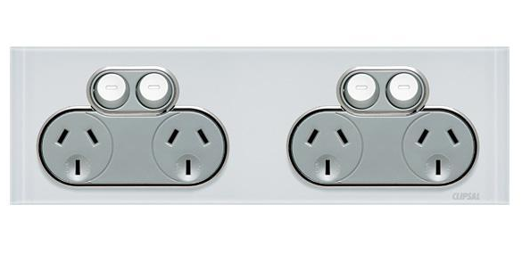 Clipsal Saturn 4gang power outlet Pure white