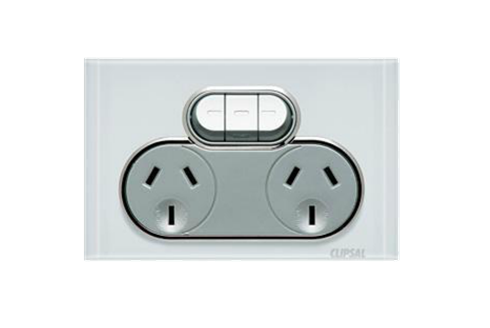 Clipsal Saturn double power outlet X/Switch Pure white